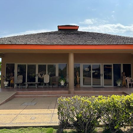 Elmina Bay Resort Exterior foto